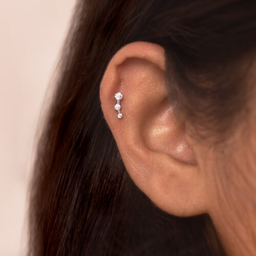 Alternative view of Trio Curve titanium upper ear stud (1 pc)